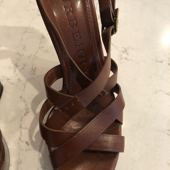 Burberry Delaney Platform Sandals size 37.5 - Picture 7 of 7